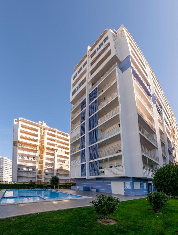 Algarve Beach Vibes Apartment, Wifi, Pool, Ac, Bbq ポルティマン エクステリア 写真